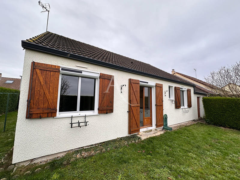 Maison - 74 m² - 4 pièces