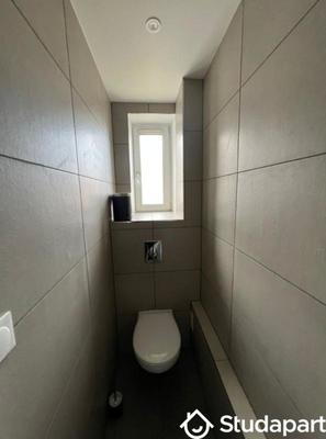 Chambre - 12 m² - 1 pièce