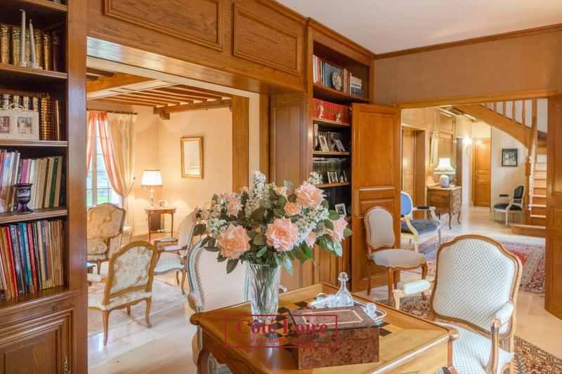 Maison - 274 m² - 7 pièces