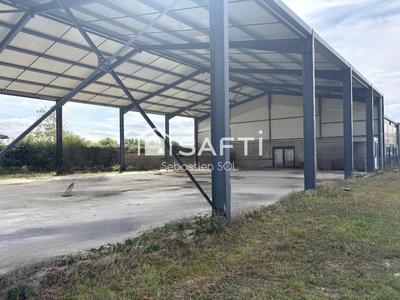 Local commercial - 1 485 m² - 10 pièces