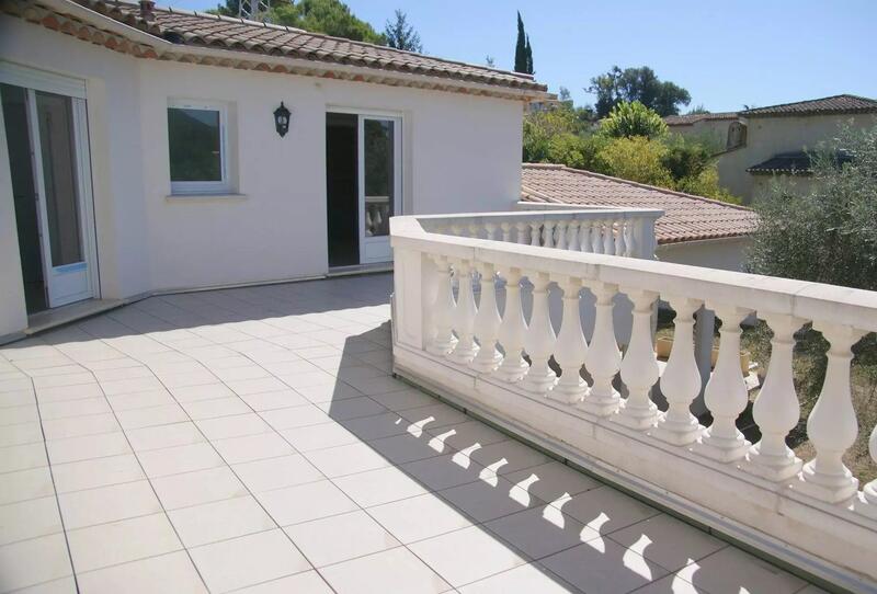 Villa - 142 m² - 4 pièces