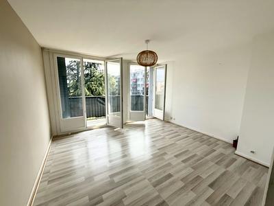 Appartement - 70 m² - 4 pièces