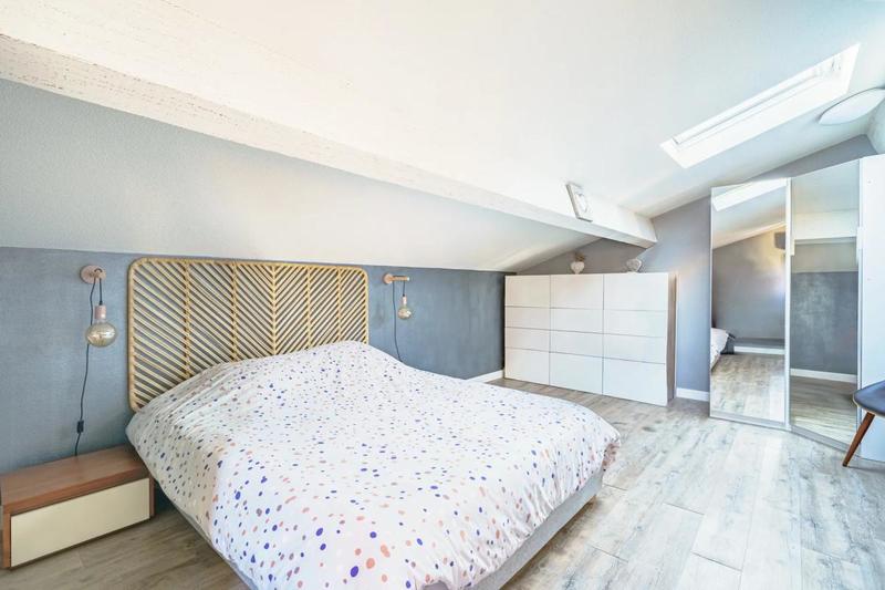 Duplex - 99 m² - 4 pièces