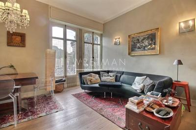 Appartement - 75 m² - 2 pièces