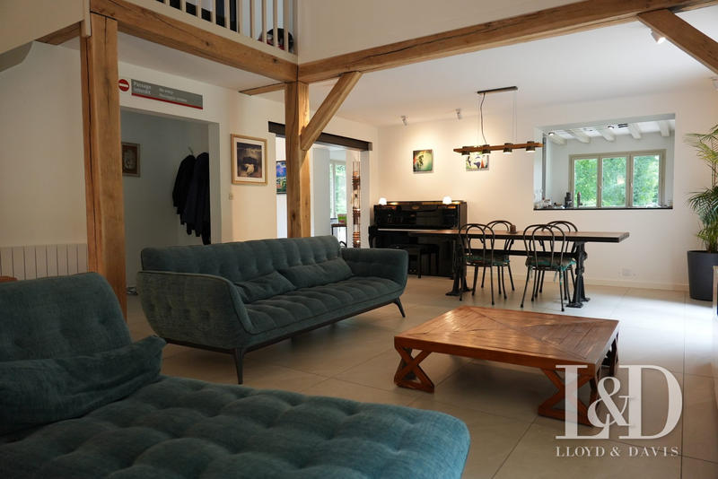 Maison - 190 m² - 7 pièces