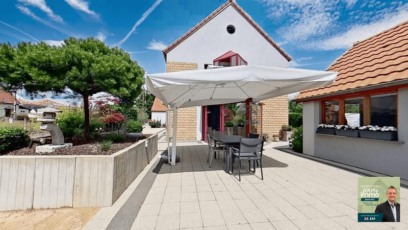 Maison - 196 m² - 7 pièces