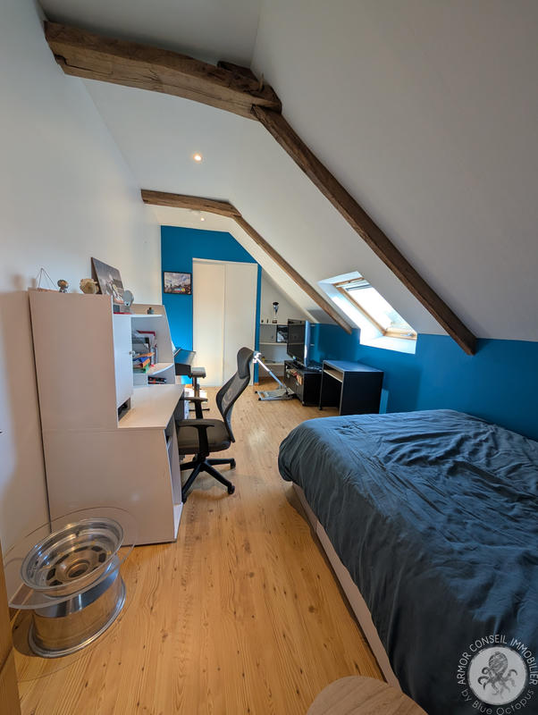 Maison - 297 m² - 10 pièces