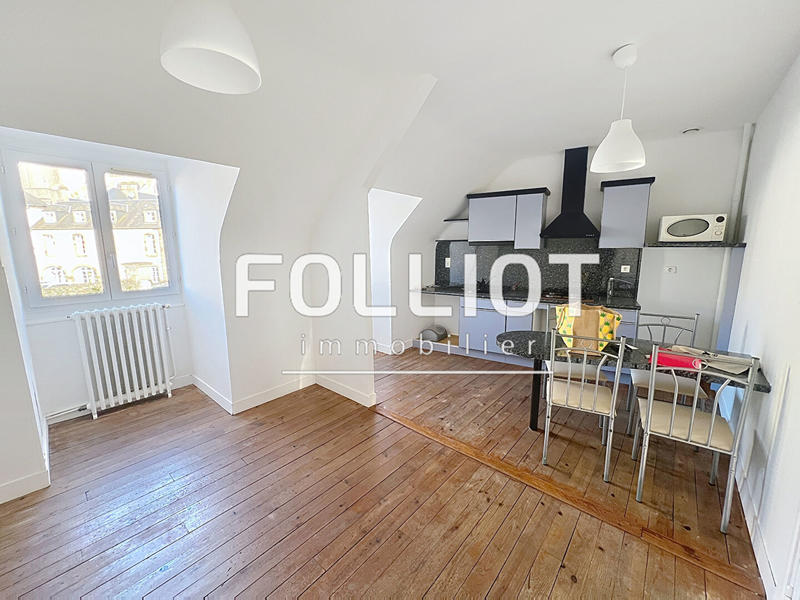 Immeuble - 294 m² - 13 pièces