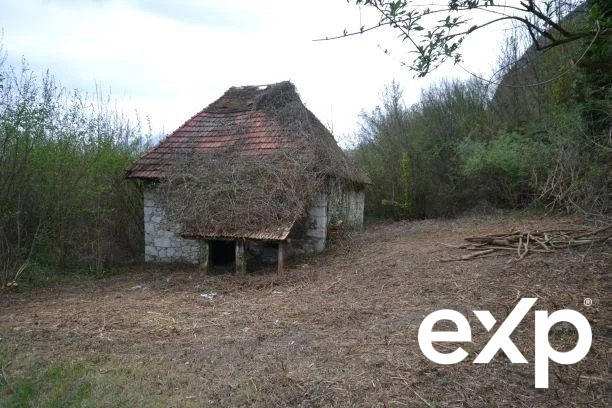 Maison - 64 m² - 1 pièce