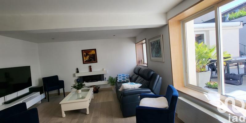 Maison - 161 m² - 5 pièces