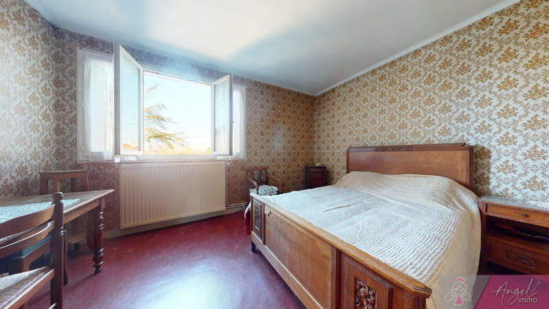 Maison de village - 94 m² - 5 pièces