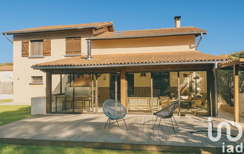 Maison - 122 m² - 5 pièces