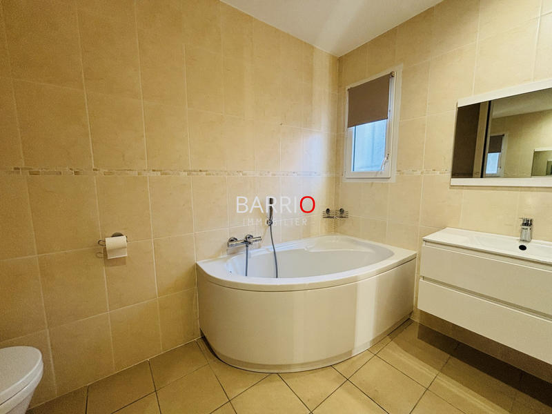 Villa - 75 m² - 3 pièces