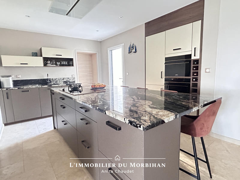 Maison - 168 m² - 7 pièces