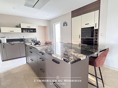 Maison - 168 m² - 7 pièces