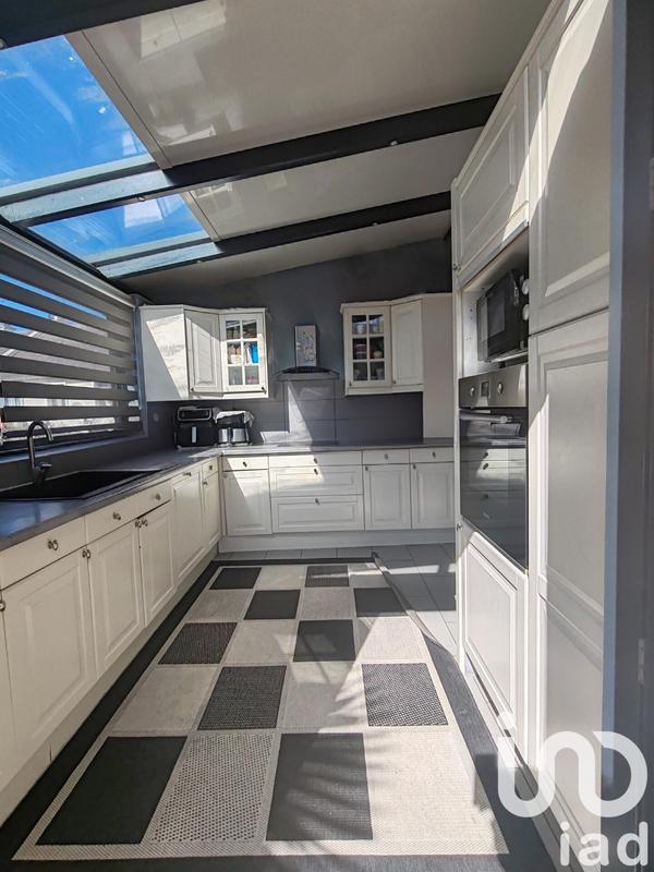 Maison - 115 m² - 6 pièces