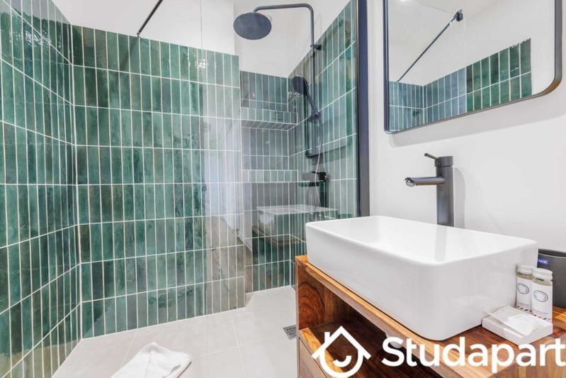 Appartement - 95 m² - 5 pièces