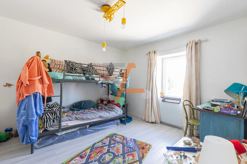 Maison - 165 m² - 5 pièces