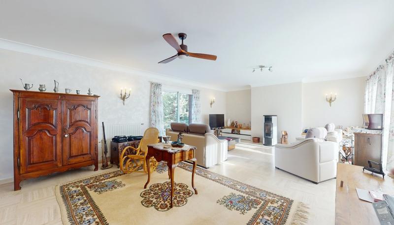 Maison bourgeoise - 376 m² - 8 pièces