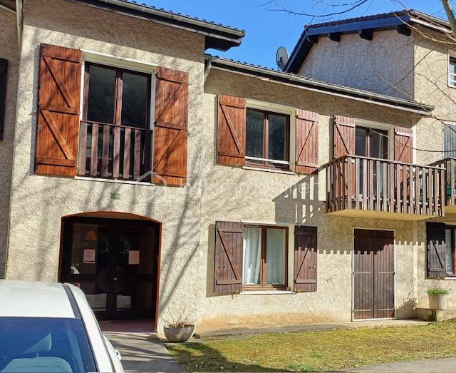 Duplex - 85 m² - 4 pièces