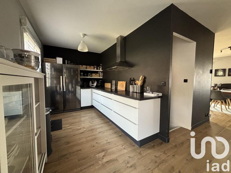 Maison - 249 m² - 8 pièces