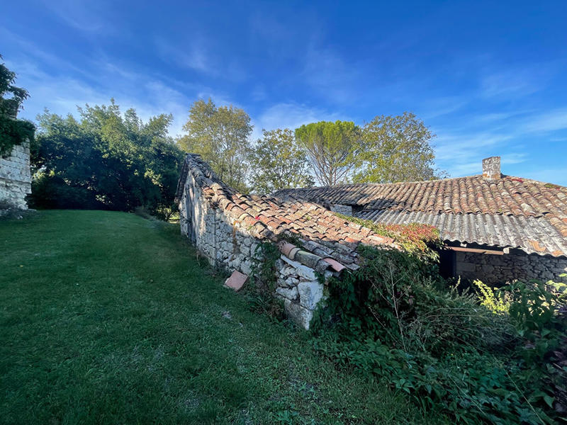 Maison - 129 m² - 1 pièce