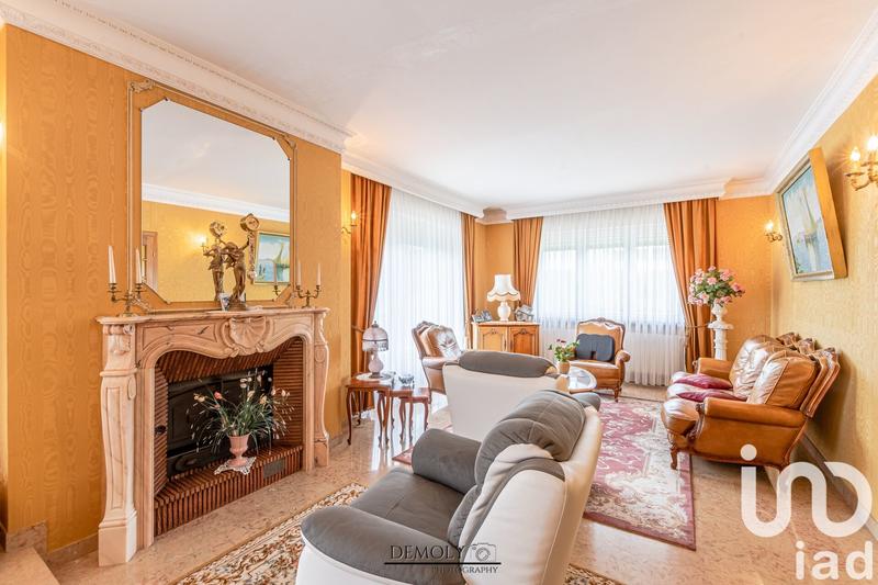 Maison - 150 m² - 9 pièces