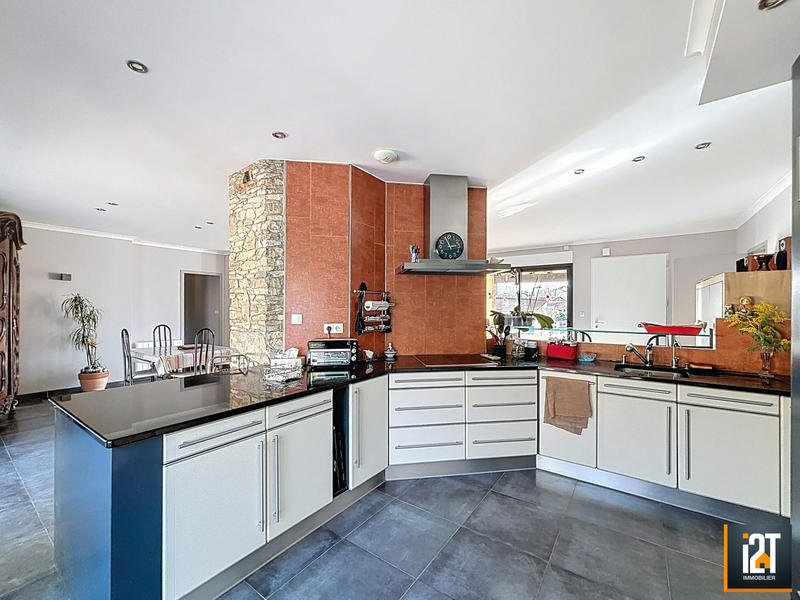 Maison - 124 m² - 5 pièces