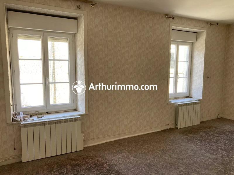 Maison - 253 m² - 8 pièces