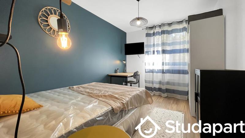 Chambre - 14 m² - 1 pièce