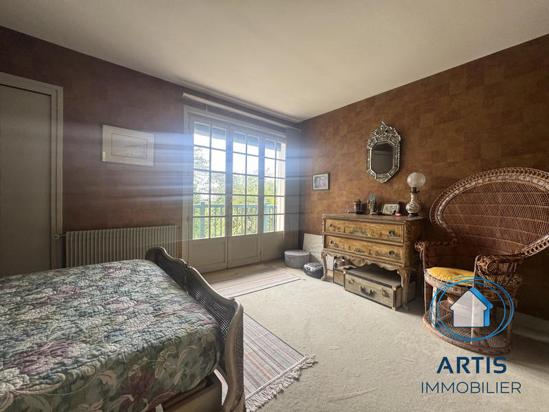 Maison - 183 m² - 8 pièces