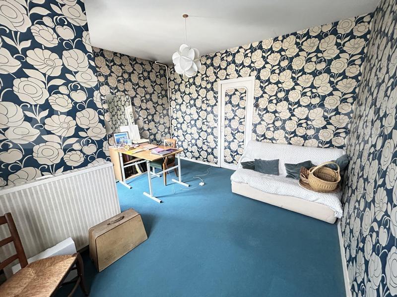 Maison - 210 m² - 8 pièces