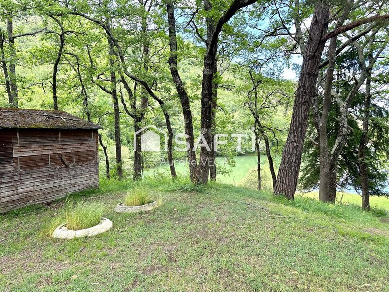 Maison - 325 m² - 13 pièces