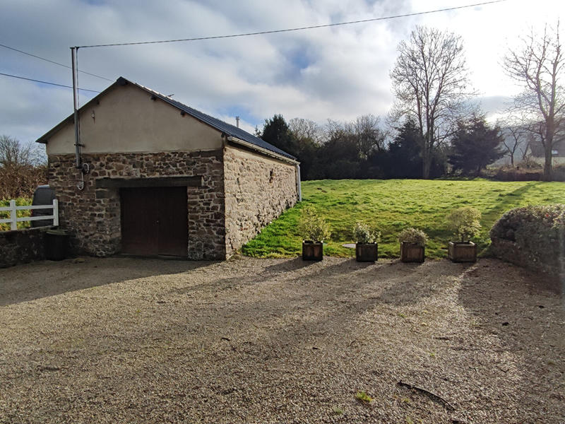 Maison - 104 m² - 5 pièces