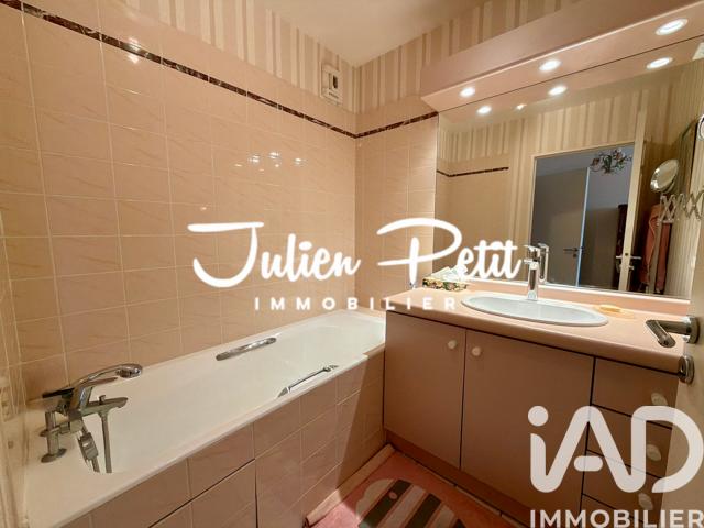 Appartement - 109 m² - 5 pièces