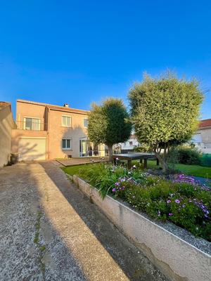 Maison - 115 m² - 5 pièces