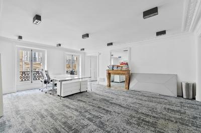 Bureau - 142 m² - 5 pièces