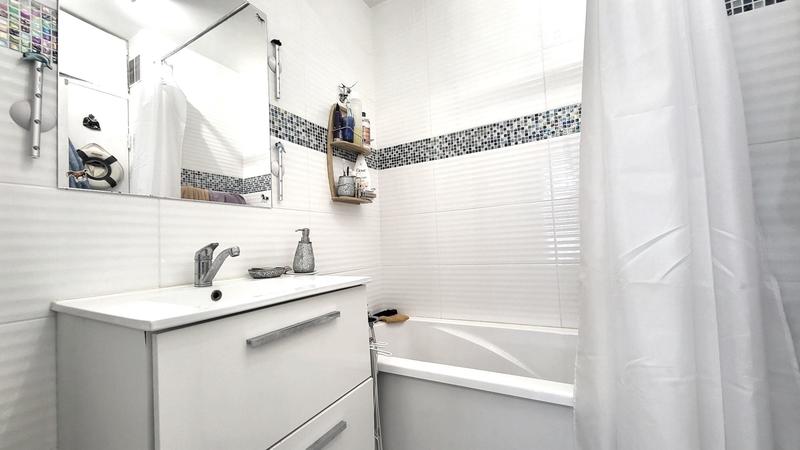 Appartement - 56 m² - 3 pièces