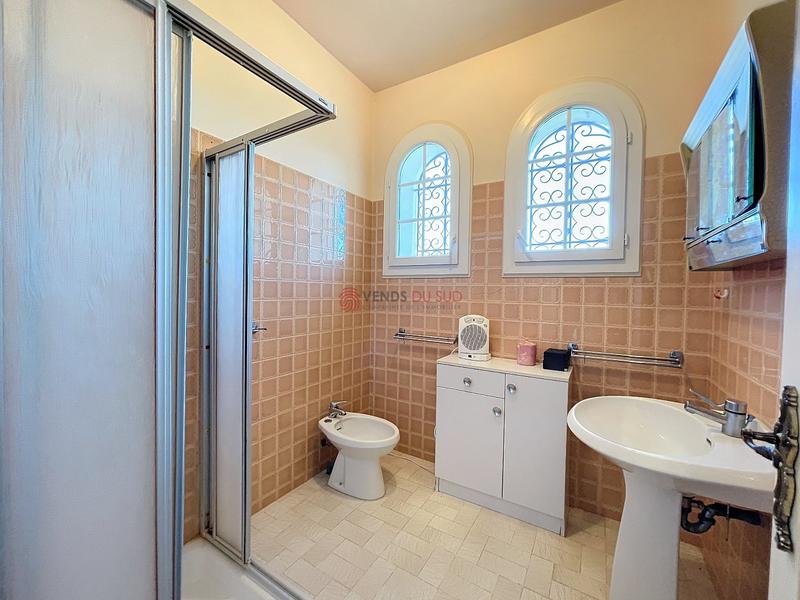 Maison - 185 m² - 5 pièces