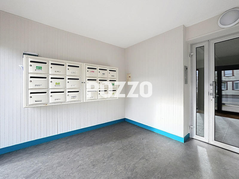 Appartement - 95 m² - 4 pièces