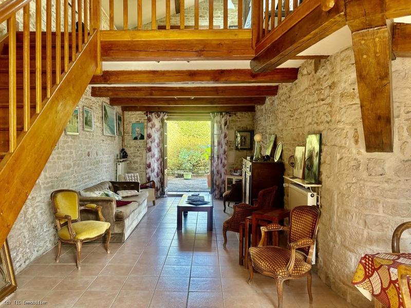 Maison en pierre - 148 m² - 5 pièces