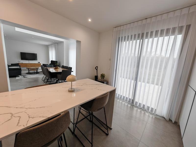 Maison - 155 m² - 6 pièces