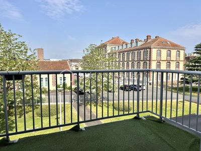 Appartement - 75 m² - 3 pièces