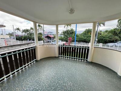 Villa - 100 m² - 4 pièces