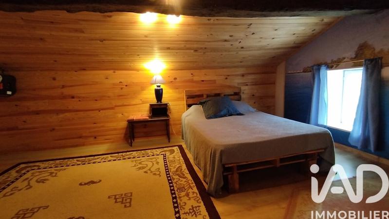 Maison de village - 243 m² - 9 pièces