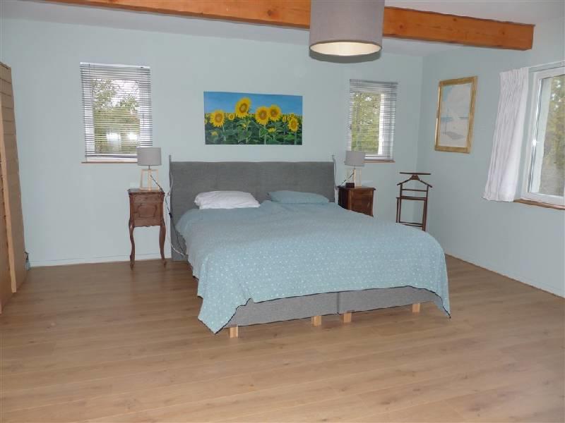 Maison - 230 m² - 7 pièces