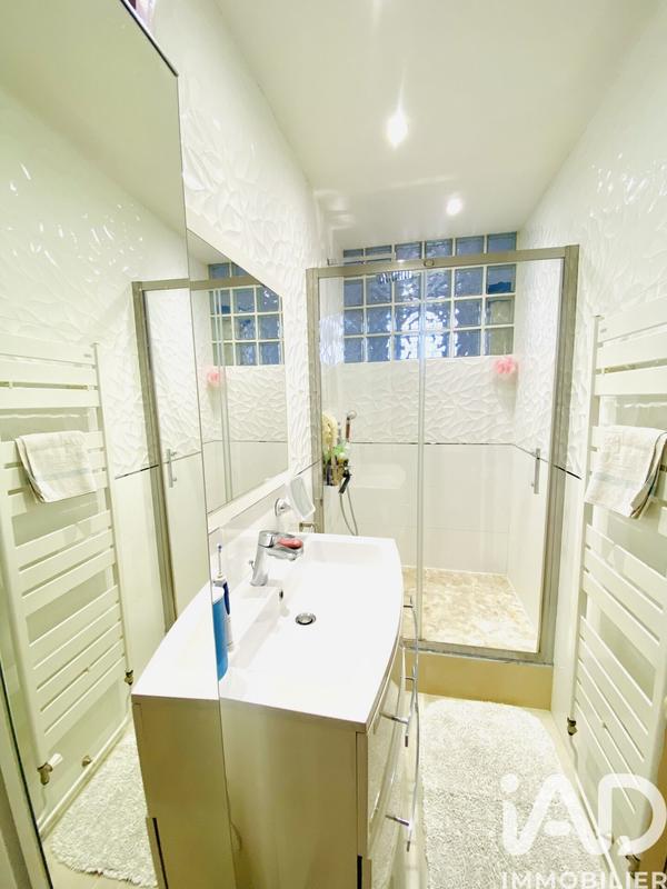 Appartement - 81 m² - 3 pièces