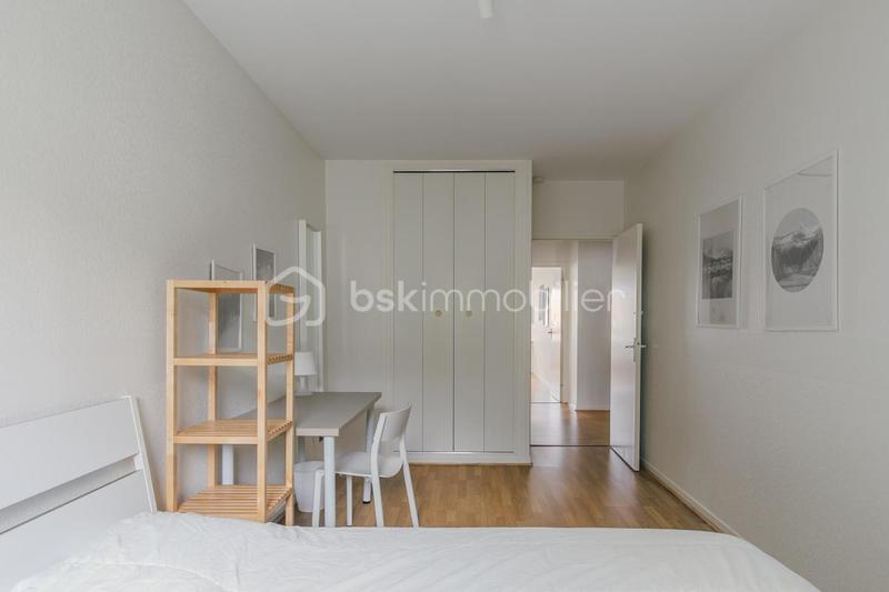 Appartement - 100 m² - 5 pièces