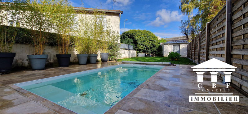 Maison contemporaine - 163 m² - 7 pièces