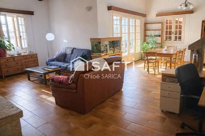 Maison - 247 m² - 6 pièces